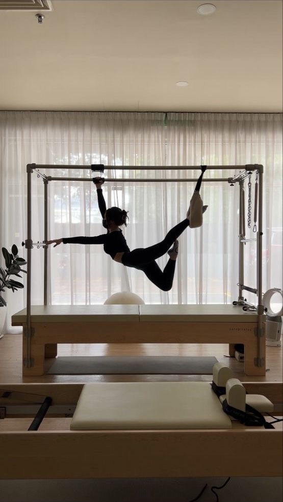 The Cadillac Trapeze Table